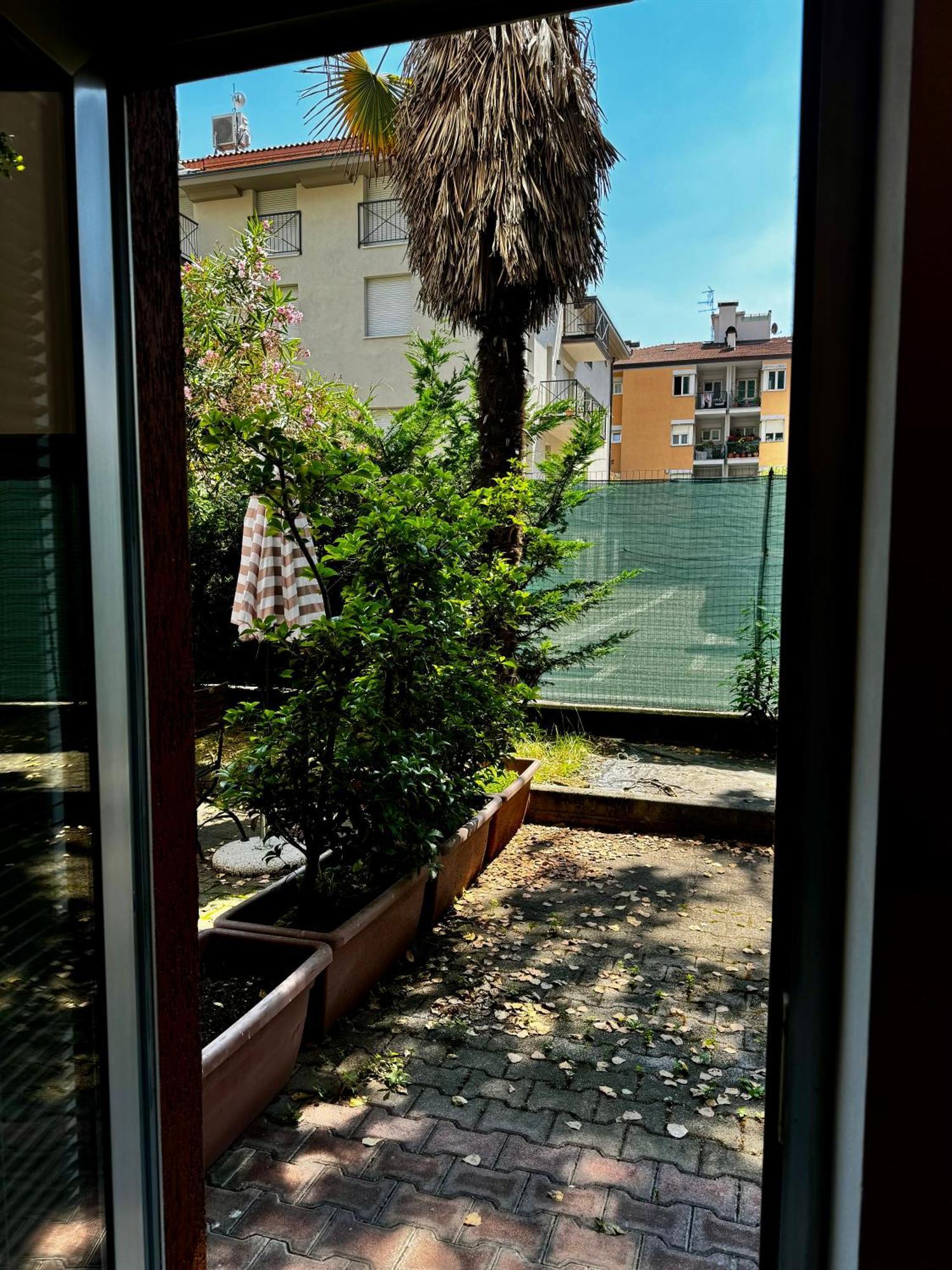 Orange Breeze Apartment Riva del Garda Ngoại thất bức ảnh